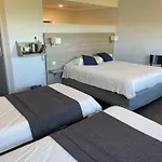 Hotel The Originals Access, Millau Sud 2*