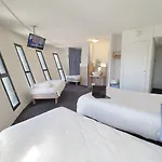 Hotel The Originals Access, Millau Sud 2*