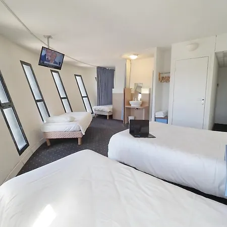 Hotel The Originals Access, Millau Sud 2*