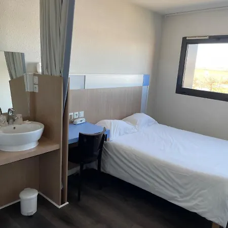 The Originals Access, Millau Sud ホテル