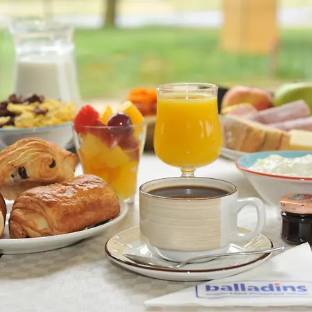 Hotel The Originals Access, Millau Sud