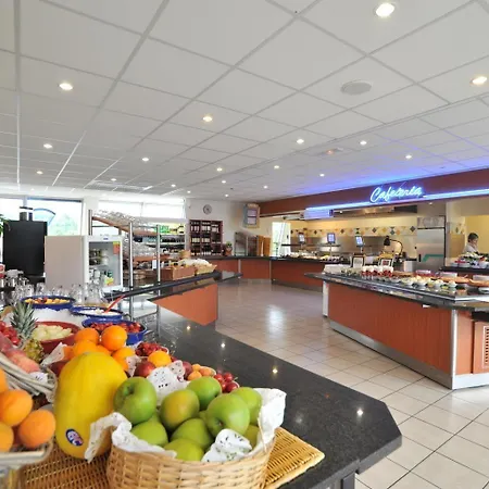 The Originals Access, Millau Sud Hotel 2*