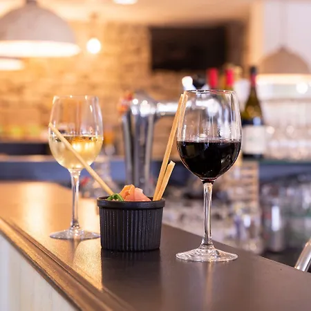 Hotel The Originals Access, Millau Sud