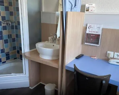 Hotel The Originals Access, Millau Sud 2*