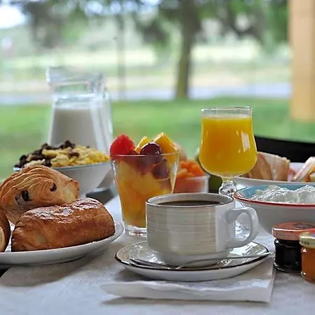 Hotel The Originals Access, Millau Sud LʼHospitalet-du-Larzac