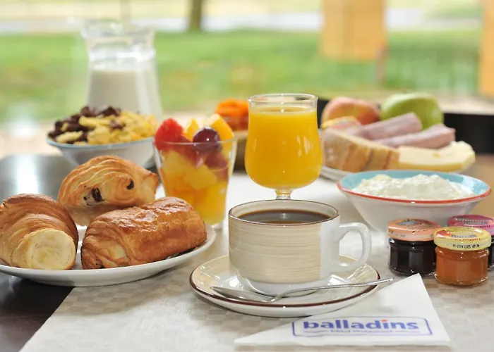 Hotel The Originals Access, Millau Sud